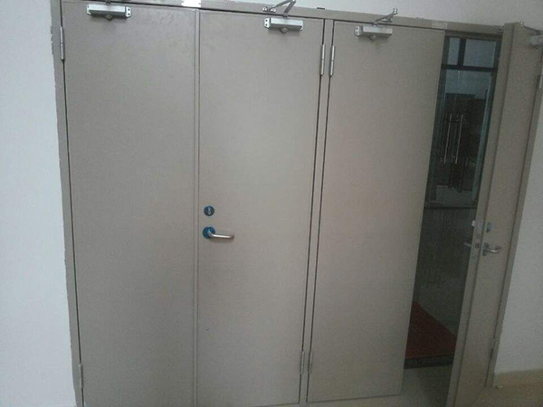 鋼質隔熱防火門 (8)